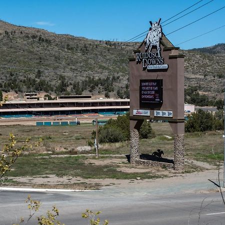 Apache Village Cabinette 15, Queen Bed, Midtown, Sleeps 2 Ruidoso Eksteriør bilde