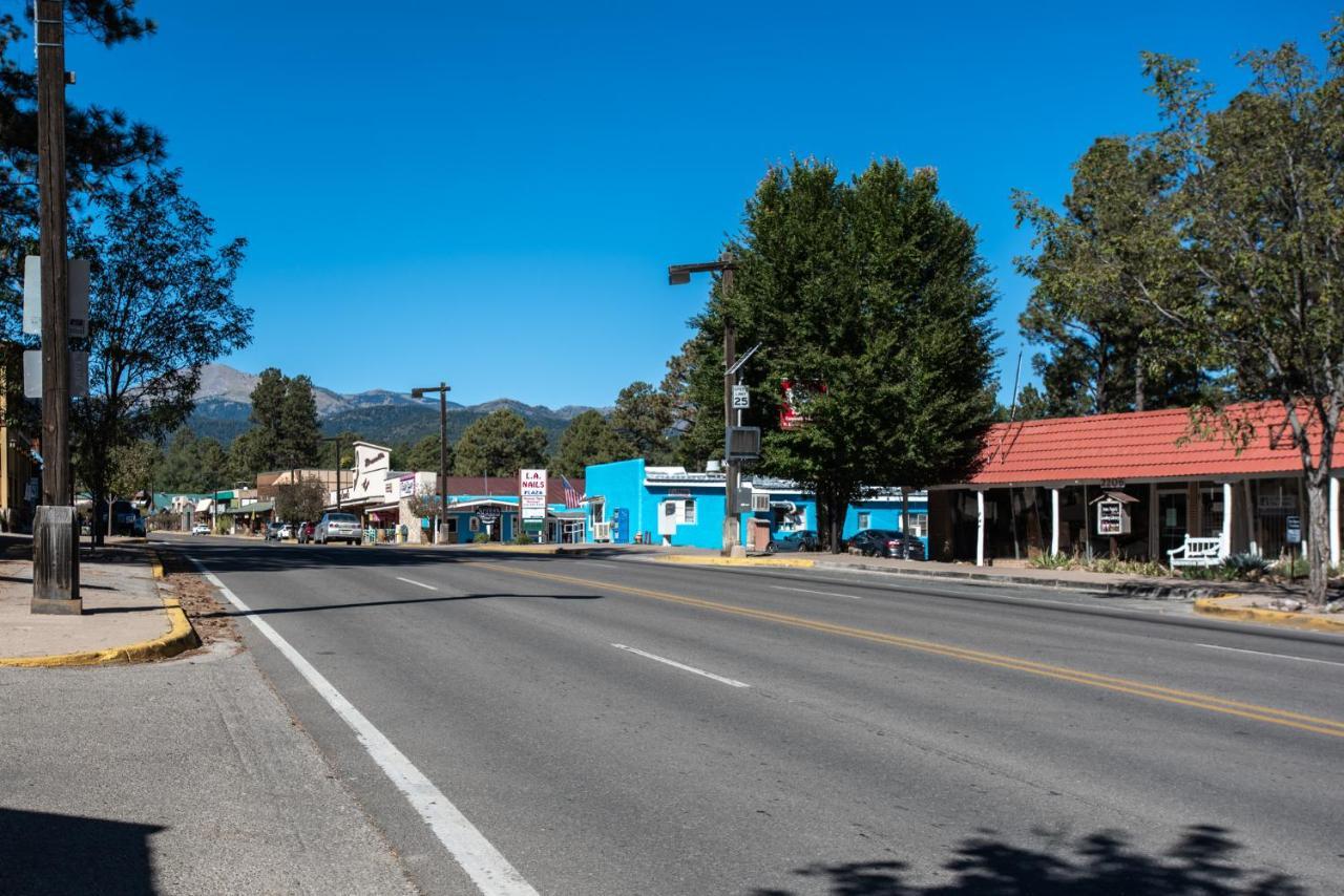 Apache Village Cabinette 15, Queen Bed, Midtown, Sleeps 2 Ruidoso Eksteriør bilde
