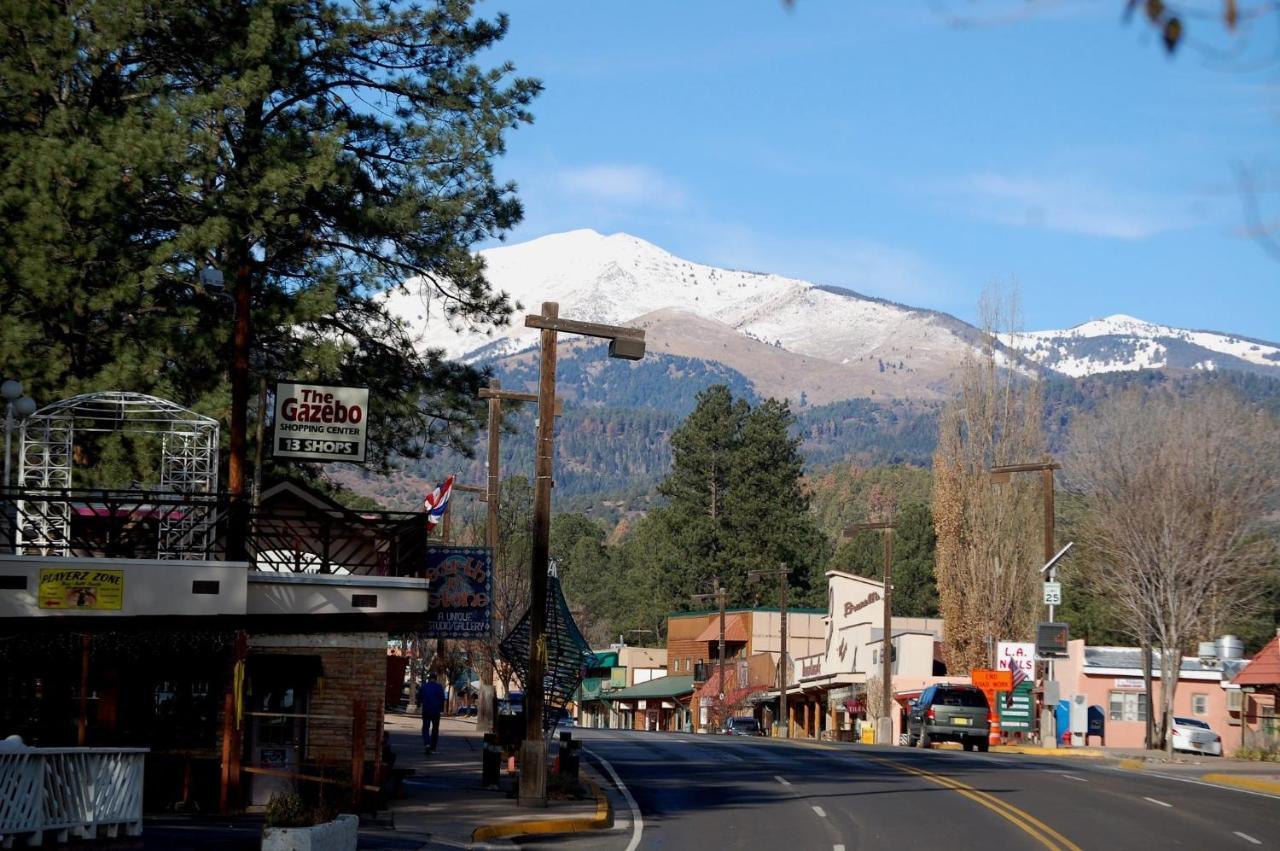 Apache Village Cabinette 15, Queen Bed, Midtown, Sleeps 2 Ruidoso Eksteriør bilde